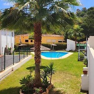 https://bajo-con-jardin-deluxe.1costadelsol.com